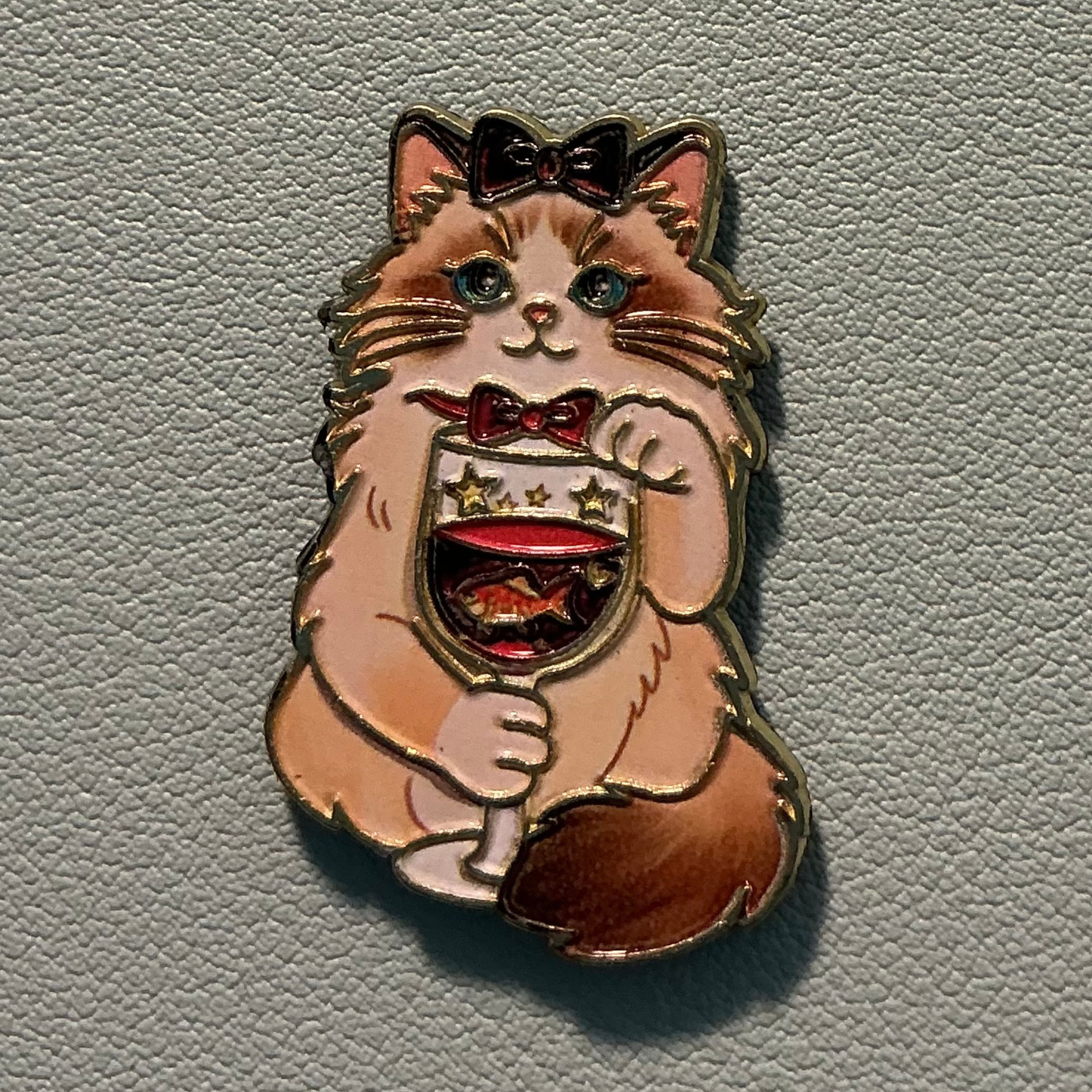 Wine Sippin’ Kitty Needle Minder