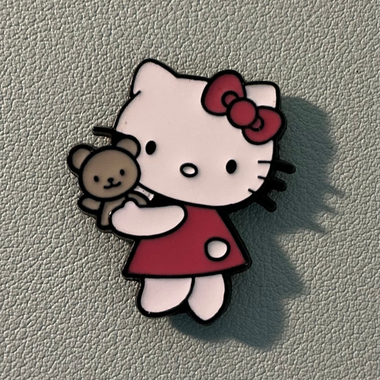 Hello Kitty with Teddy Needle Minder